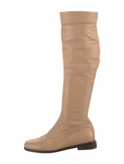 Pre-owned Chanel Identification Interlocking Cc Logo Boots In Neutrals