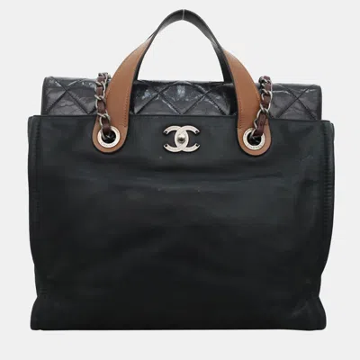 Pre-owned Chanel In The Mix Black Leather Shoulder Bag