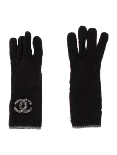 Pre-owned Chanel Interlocking Cc Cashmere Gloves In Black