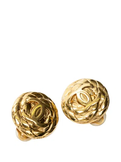 Pre-owned Chanel Interlocking Cc Earrings In Gold