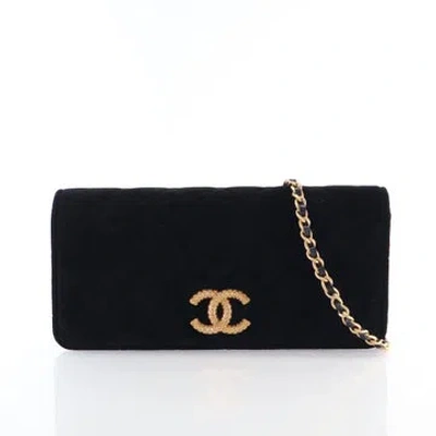 Pre-owned Chanel Interlocking Cc East West Clutch On Chain Small In Black