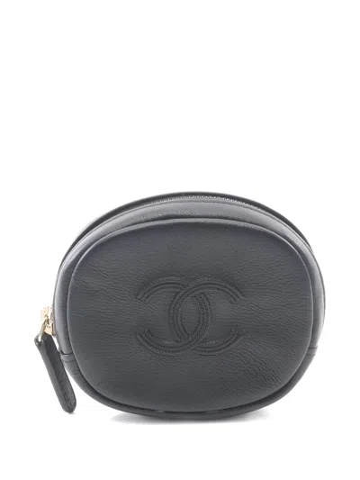Pre-owned Chanel Interlocking Cc-embellished Pouch In Black
