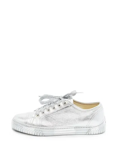 Pre-owned Chanel Interlocking Cc Lace-up Sneakers In Silver