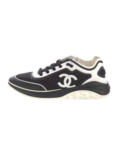 Pre-owned Chanel Interlocking Cc Logo Athletic Sneakers In Black