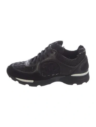 Pre-owned Chanel Interlocking Cc Logo Athletic Sneakers In Black