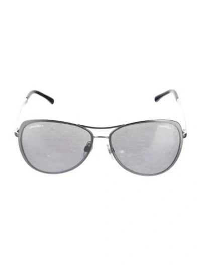 Pre-owned Chanel Interlocking Cc Logo Aviator Sunglasses In Black