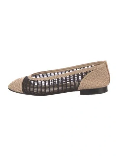 Pre-owned Chanel Interlocking Cc Logo Ballet Flats In Black/neutrals
