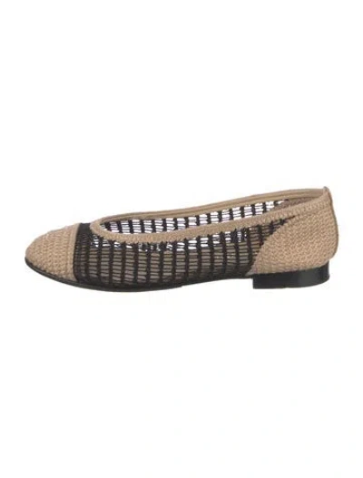 Pre-owned Chanel Interlocking Cc Logo Ballet Flats In Black/neutrals