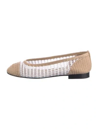 Pre-owned Chanel Interlocking Cc Logo Ballet Flats In Neutral