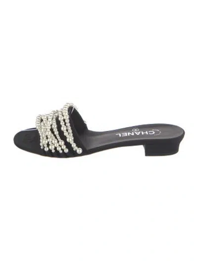 Pre-owned Chanel Interlocking Cc Logo Beaded Accents Slides In Black
