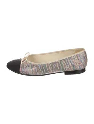 Pre-owned Chanel Interlocking Cc Logo Bow Accents Ballet Flats In Neutral