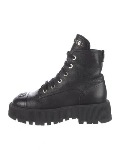 Pre-owned Chanel Interlocking Cc Logo Calfskin Combat Boots In Black