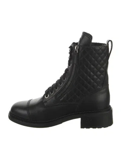 Pre-owned Chanel Interlocking Cc Logo Calfskin Combat Boots In Black