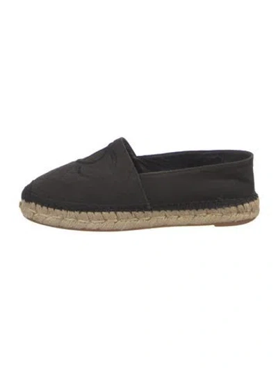 Pre-owned Chanel Interlocking Cc Logo Canvas Espadrilles In Black