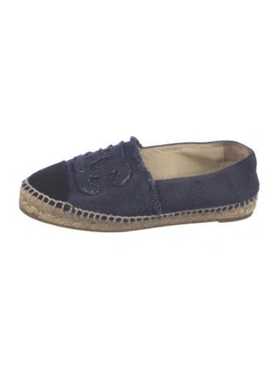 Pre-owned Chanel Interlocking Cc Logo Canvas Espadrilles In Black/blue/neutrals