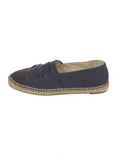 Pre-owned Chanel Interlocking Cc Logo Canvas Espadrilles In Blue
