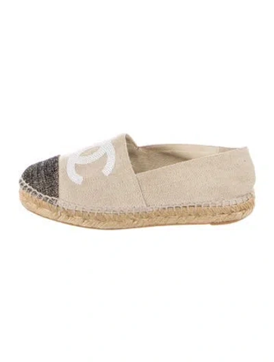 Pre-owned Chanel Interlocking Cc Logo Canvas Espadrilles In Neutrals