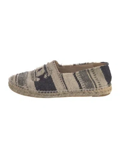 Pre-owned Chanel Interlocking Cc Logo Canvas Espadrilles In Neutrals
