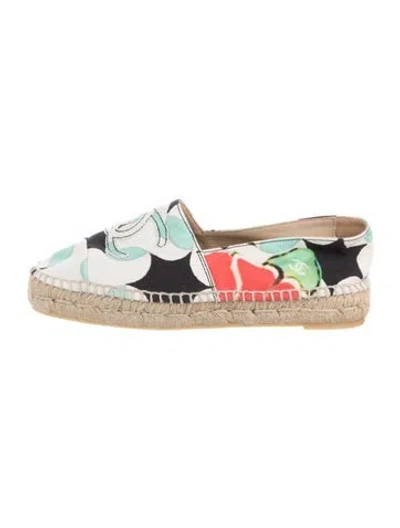 Pre-owned Chanel Interlocking Cc Logo Canvas Espadrilles In White