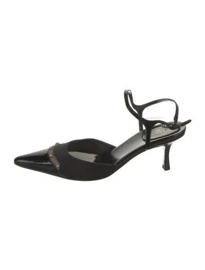 Pre-owned Chanel Interlocking Cc Logo Canvas Slingback Pumps In Black