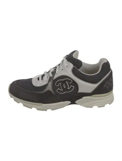 Pre-owned Chanel Interlocking Cc Logo Canvas Sneakers In Gray