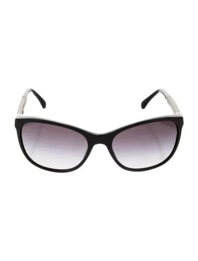 Pre-owned Chanel Interlocking Cc Logo Cat-eye Sunglasses In Black