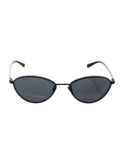 Pre-owned Chanel Interlocking Cc Logo Cat-eye Sunglasses In Black