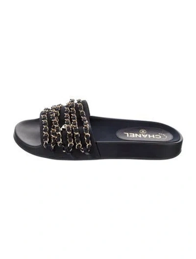 Pre-owned Chanel Interlocking Cc Logo Chain-link Accents Slides In Blue