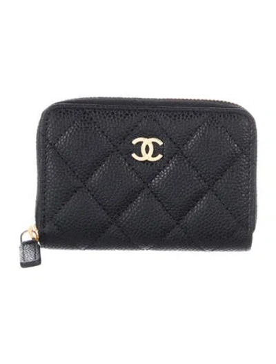 Pre-owned Chanel Interlocking Cc Logo Coin Pouch In Black