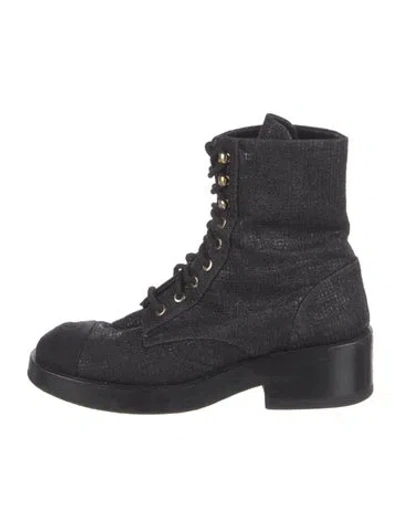 Pre-owned Chanel Interlocking Cc Logo Combat Boots In Black