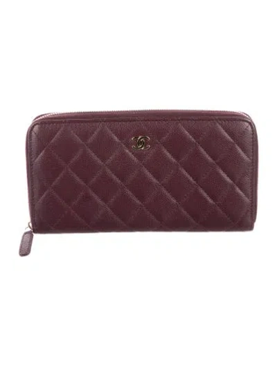 Pre-owned Chanel Interlocking Cc Logo Continental Wallet In Burgundy