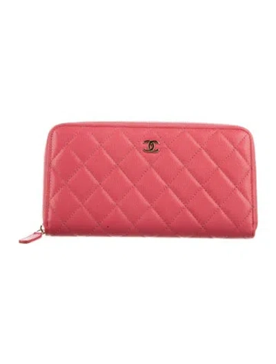 Pre-owned Chanel Interlocking Cc Logo Continental Wallet In Pink