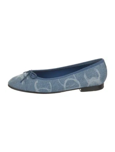 Pre-owned Chanel Interlocking Cc Logo Denim Flats In Blue