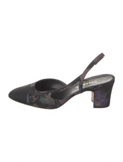 Pre-owned Chanel Interlocking Cc Logo Denim Slingback Pumps In Black