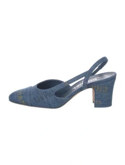 Pre-owned Chanel Interlocking Cc Logo Denim Slingback Pumps In Blue