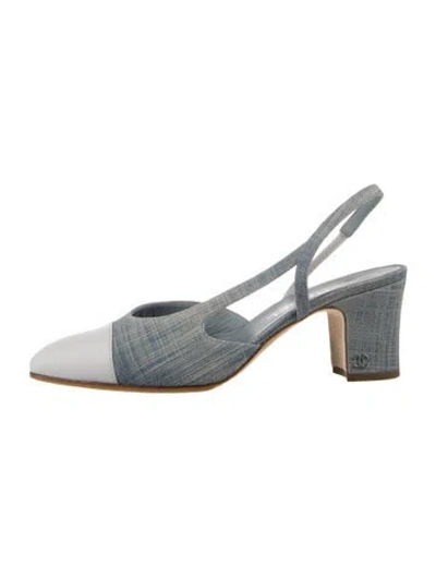 Pre-owned Chanel Interlocking Cc Logo Denim Slingback Pumps In Metallic/silver