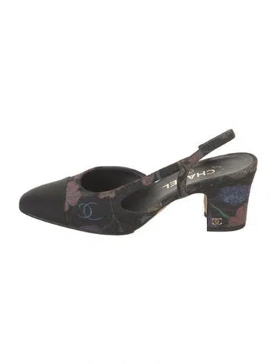 Pre-owned Chanel Interlocking Cc Logo Denim Slingback Pumps In Purple