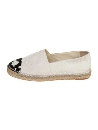 Pre-owned Chanel Interlocking Cc Logo Distressed Accents Espadrilles In Neutral