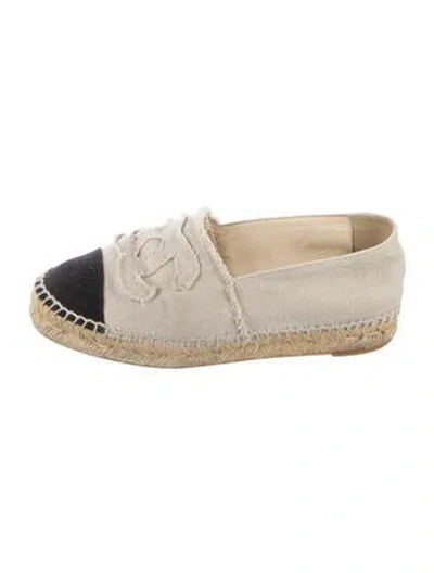 Pre-owned Chanel Interlocking Cc Logo Espadrilles In Grey