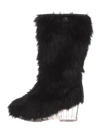 Pre-owned Chanel Interlocking Cc Logo Faux Fur Boots In Black
