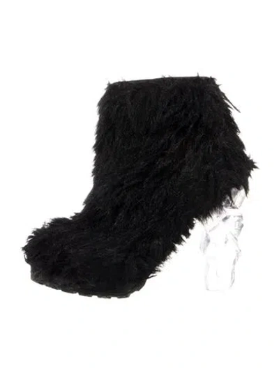Pre-owned Chanel Interlocking Cc Logo Faux Fur Boots In Black