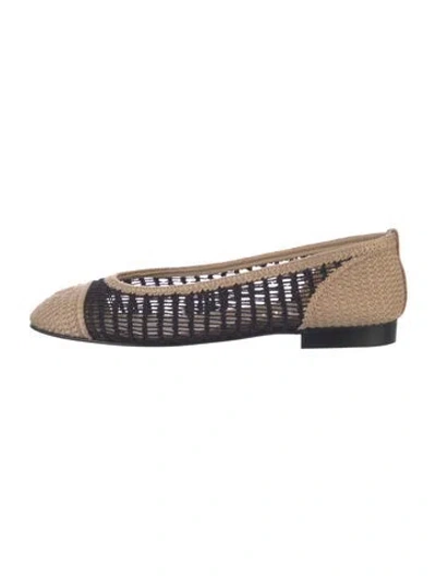 Pre-owned Chanel Interlocking Cc Logo Flats In Black
