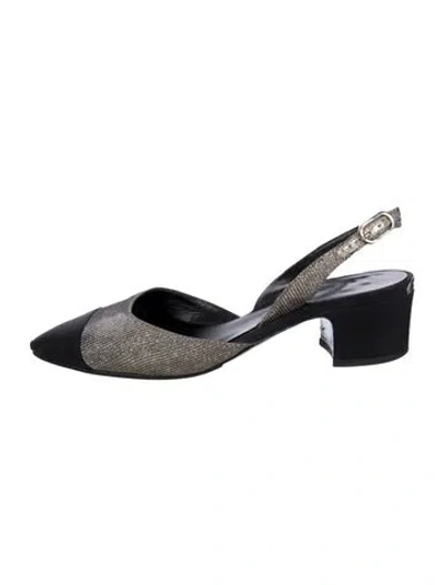 Pre-owned Chanel Interlocking Cc Logo Glitter Slingback Pumps In Black