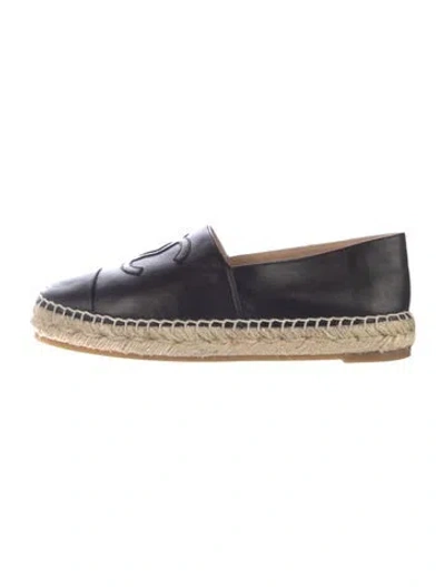 Pre-owned Chanel Interlocking Cc Logo Lambskin Espadrilles In Black