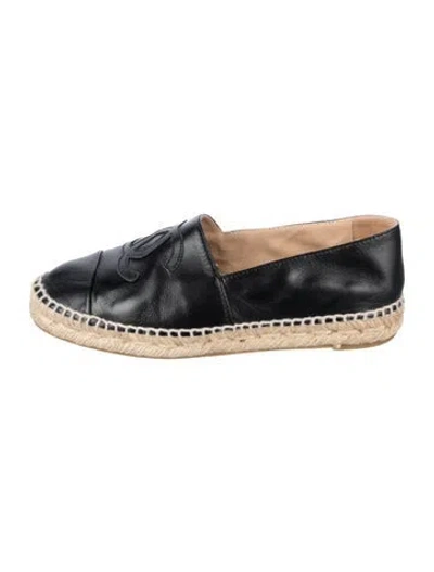 Pre-owned Chanel Interlocking Cc Logo Lambskin Espadrilles In Black
