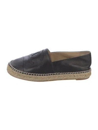 Pre-owned Chanel Interlocking Cc Logo Lambskin Espadrilles In Black
