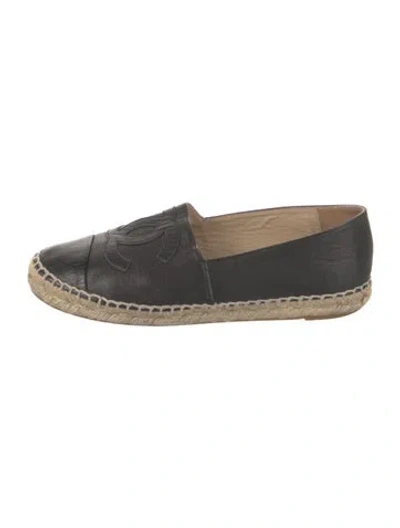 Pre-owned Chanel Interlocking Cc Logo Lambskin Espadrilles In Black