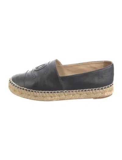 Pre-owned Chanel Interlocking Cc Logo Lambskin Espadrilles In Black