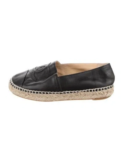 Pre-owned Chanel Interlocking Cc Logo Lambskin Espadrilles In Black