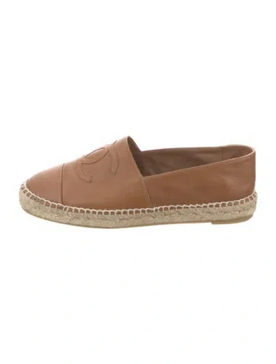 Pre-owned Chanel Interlocking Cc Logo Lambskin Espadrilles In Brown